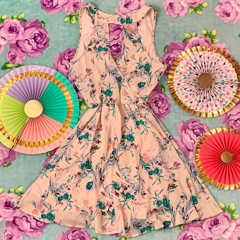 Lush Light Blush Pink Blue Floral Skater Dress XS - Picture 2 of 9